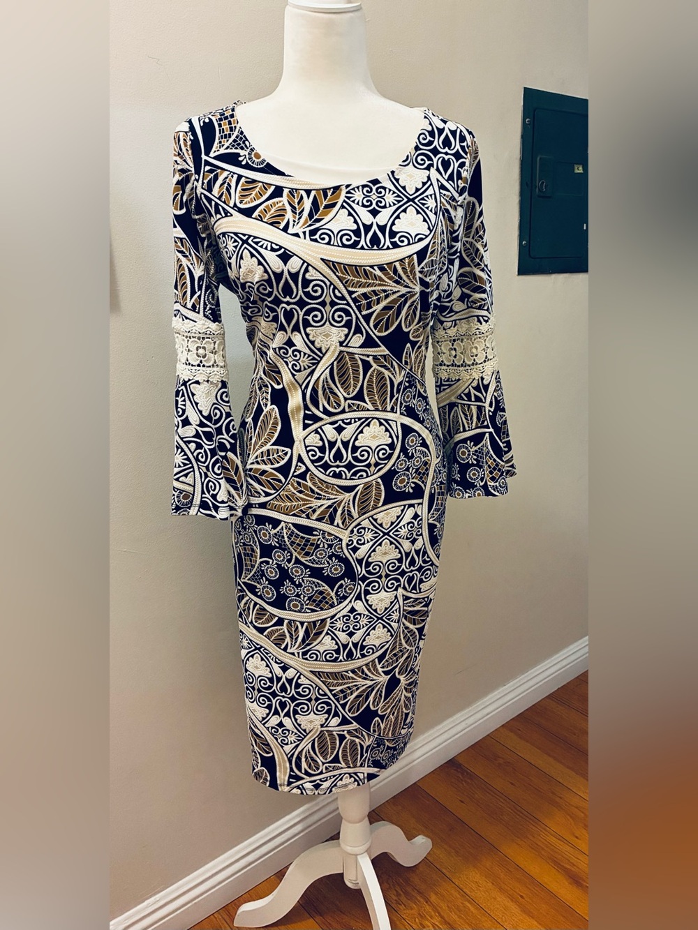 Glamour Navy, Cream & Gold Printed Midi stretchy Dress with Lace Bell Sleeves